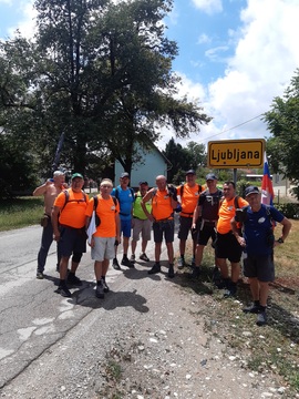 02_Vkorakali v Ljubljano